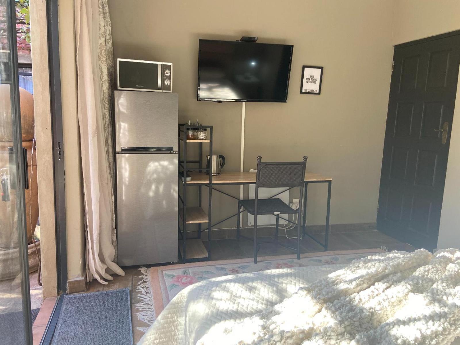 Aloe Guesthouse Klerksdorp Eksteriør bilde