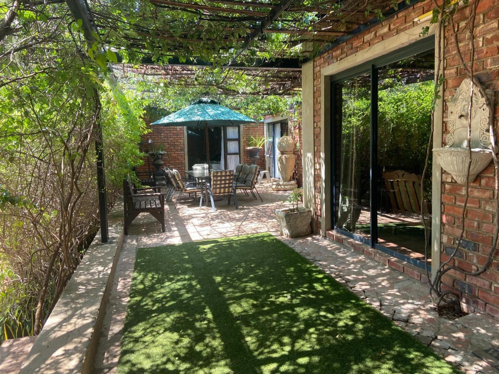 Aloe Guesthouse Klerksdorp Eksteriør bilde